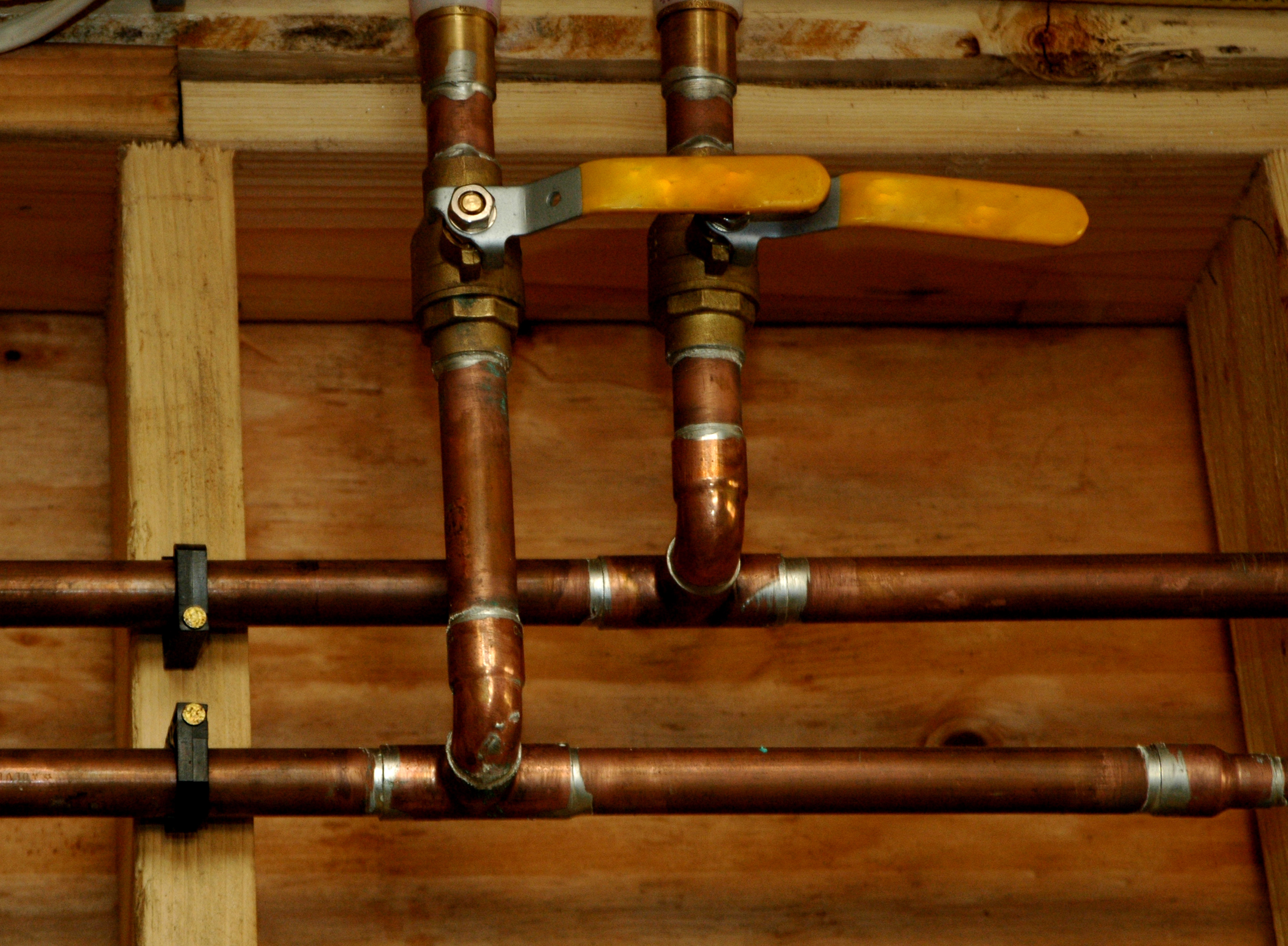 PEX Plumbing 101: When To Use It and The Benefits